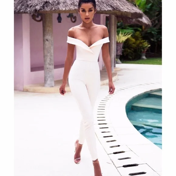 HOUSE OF CB Bella Jumpsuit BWT XS - Picture 2 of 4